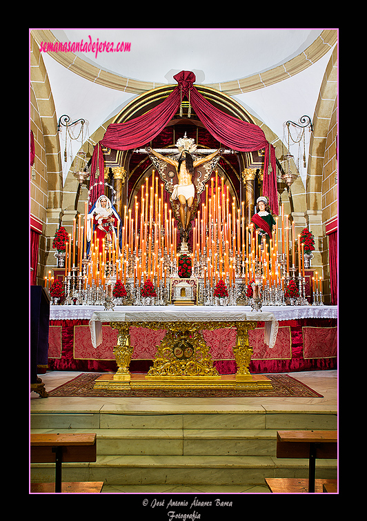 Altar de Cultos de la Hermandad del Cristo de la Expiración 2012