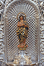 La Inmaculada Concepción en el respiradero frontal del paso de palio de María Santísima del Valle