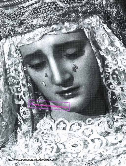 Rostro expresivo de la imagen de Nuestra Madre y Señora de la Soledad. Década de los sesenta. (Fotografía: Diego Romero Favieri).