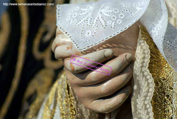 Mano izquierda de Nuestra Madre y Señora de la Soledad