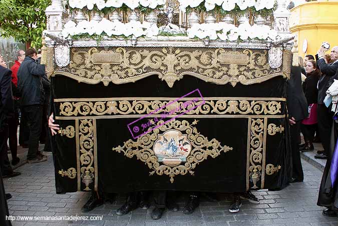 Frontal del paso de palio de Nuestra Madre y Señora de la Soledad 