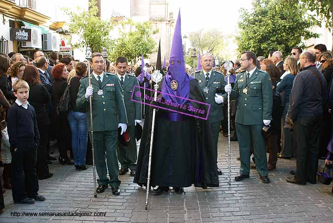 Antepresidencia del Paso de Misterio de la Hermandad de la Soledad