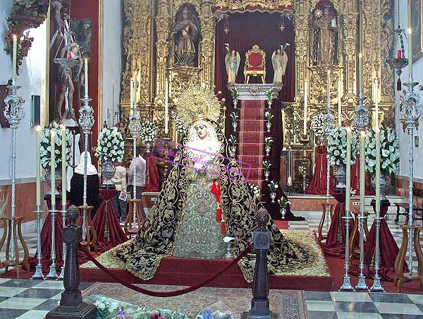 Besamanos de Nuestra Madre y Señora de la Soledad (28 de marzo de 2004)