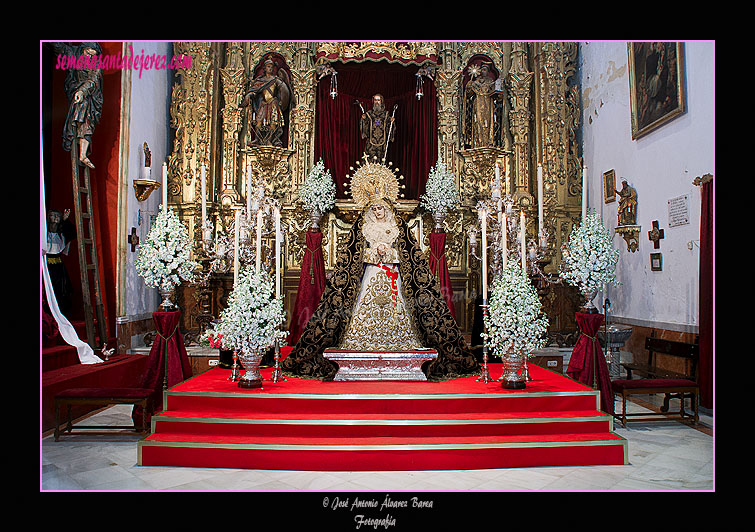 Besamanos de Nuestra Madre y Señora de la Soledad (10 de abril de 2011)