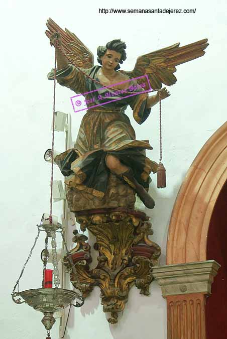 Angel lamparario (Iglesia de la Victoria)