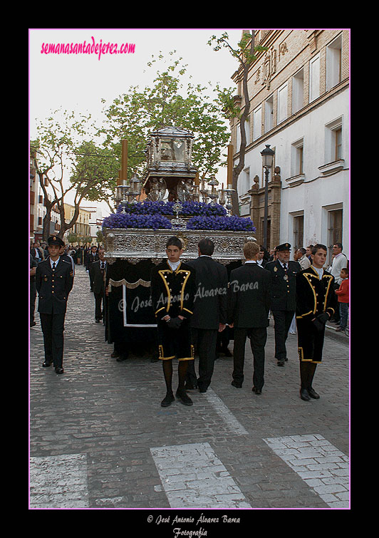 Paso de la Urna del Santo Entierro de Nuestro Señor