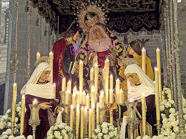 Paso de palio de Nuestra Señora de la Piedad