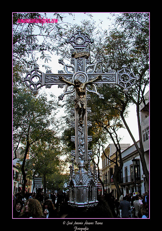 Cruz Parroquial de la Hermandad del Santo Entierro