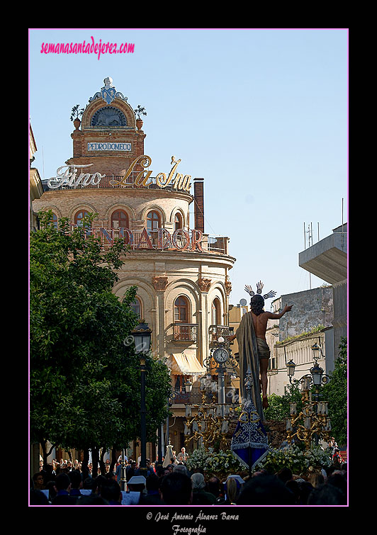 Paso del Santísimo Cristo Resucitado