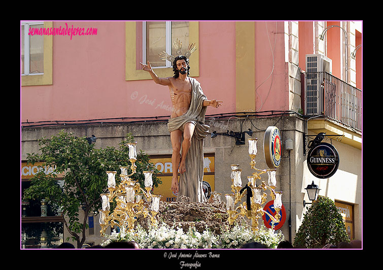 Paso del Santísimo Cristo Resucitado