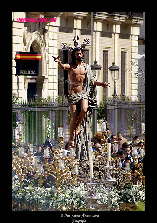 Paso del Santísimo Cristo Resucitado