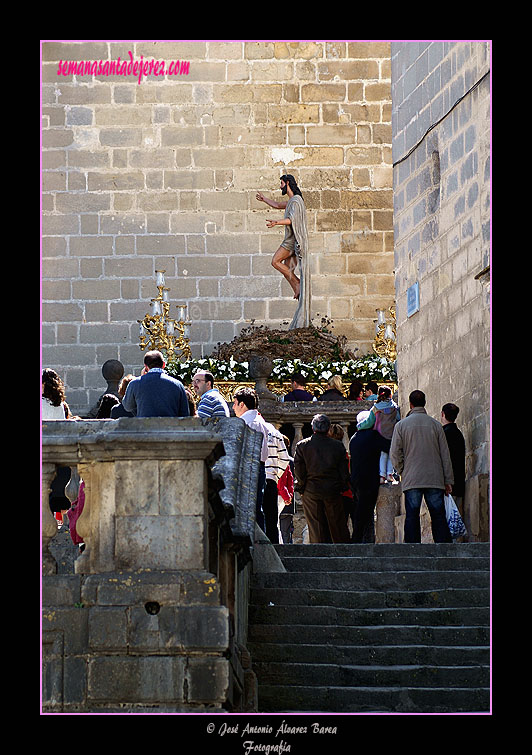 Paso del Santísimo Cristo Resucitado