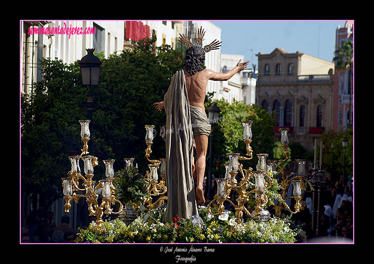 Paso del Santísimo Cristo Resucitado