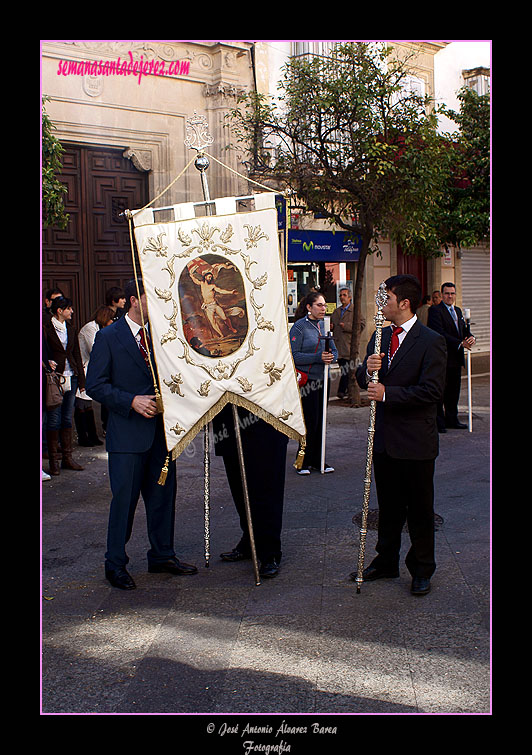 Presidencia del Estandarte de la Resurrección de la Hermandad de Cristo Resucitado