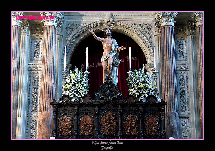 Santísimo Cristo Resucitado en el Altar Mayor de la Santa e Insigne Iglesia Catedral