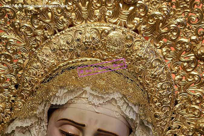 Detalle de la ráfaga de María Santísima del Consuelo