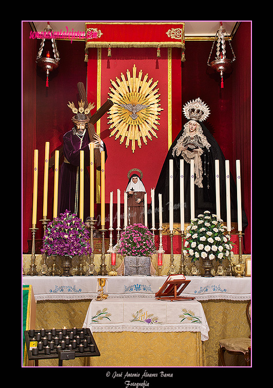 Altar de Cultos de Santa Ángela de la Cruz (Hermandad del Consuelo) 2011