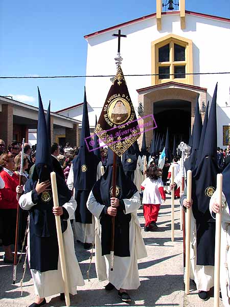 Presidencia del Banderín de Santa Angela de la Cruz de la Hermandad del Consuelo