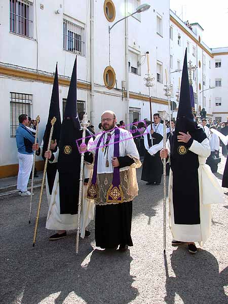 Presidencia del paso de la Hermandad del Consuelo