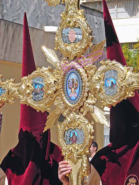 Cruceta de la Cruz de Guia de la Hermandad del Soberano Pode