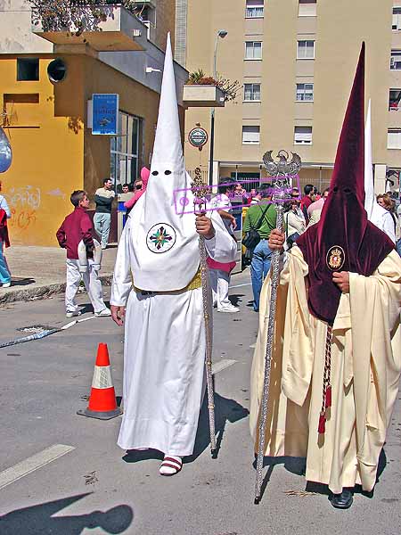 Nazareno de la Hermandad de San Gonzalo de Sevilla, hermanada con la Hermandad del Soberano Poder