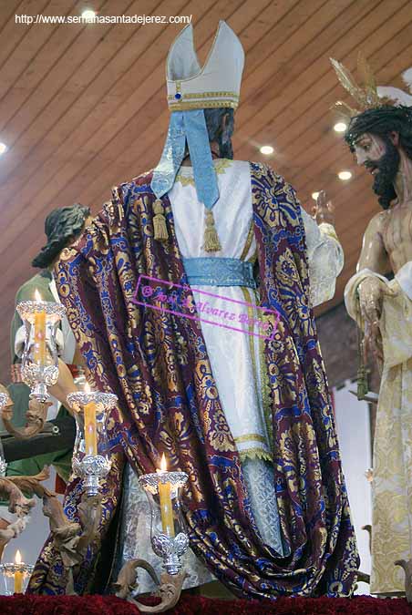 Túnica del sanedrita (Paso de Misterio de Nuestro Padre Jesús de la Paz)