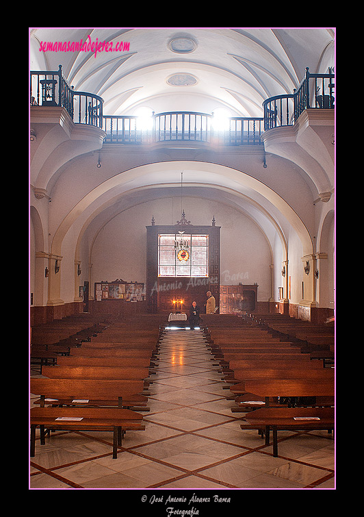 Nave de la Iglesia de la Santísima Trinidad