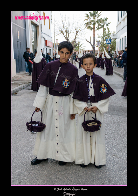 Monaguillos de la Hermandad de la Entrega