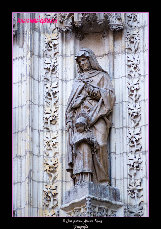 Santa Ana y la Virgen Niña (Portada de la Asunción - Catedral de Sevilla)